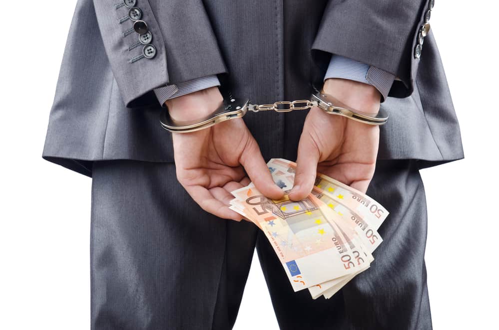 Money Laundry And Criminal Investigation