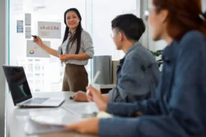 Training Performance Oriented Coaching