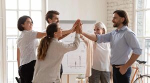 PENDEKATAN KEPEMIMPINAN LINTAS GENERASI